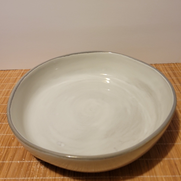 Round Gray-Cream Reactive Glaze Stoneware Pasta Bowl 8.5" Hearth & Hand Magnolia - Picture 6 of 7